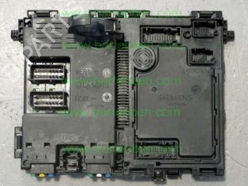Used Fuse box Fuse box 36605876 36605876