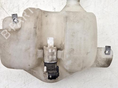 Used Windscreen washer tank Windscreen washer tank 39391410 39391410