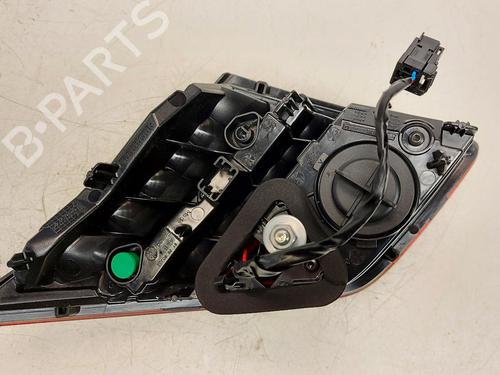 left-tailgate-light-peugeot-rifter-2018-36621597 main image