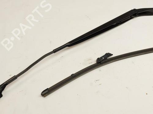 Used Front windshield wiper arm Front windshield wiper arm 36623883 36623883