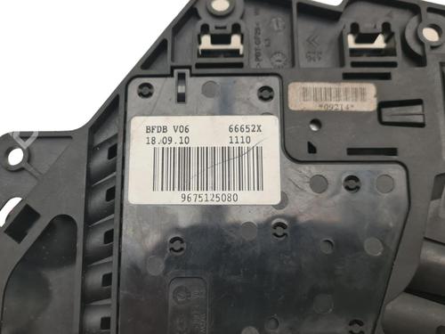 Used Fuse box Fuse box 36630111 36630111