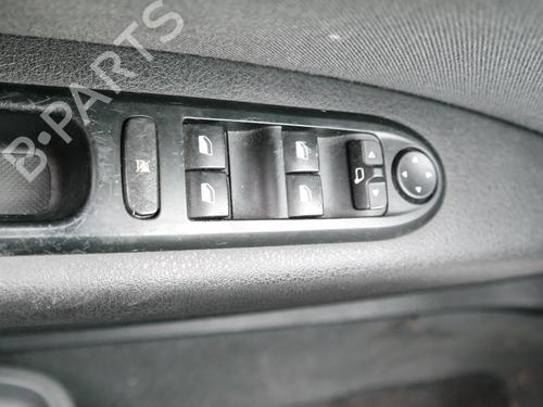 Switch PEUGEOT 407 (6D_) 1.6 HDi 110 (6D9HZC, 6D9HYC) | BP36609073I30 - Image 10