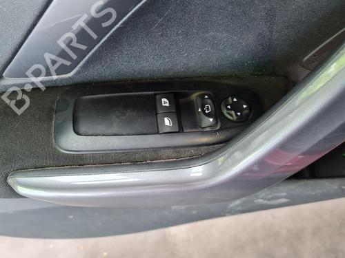 Fuse box PEUGEOT 2008 I (CU_) 1.2 PureTech 82 | BP36635473E1 - Image 18