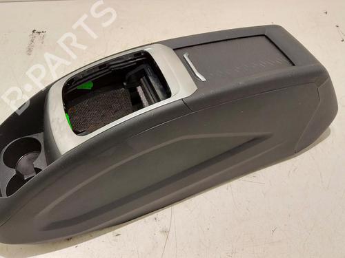 glove-box-citroen-c4-grand-picasso-ii-da_-de_-2013-36620533 main image