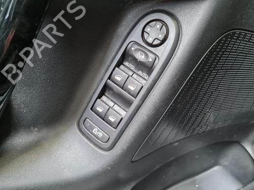 Left front seat CITROËN C3 II (SC_) 1.2 VTi 82 | BP36634374C15 - Image 37