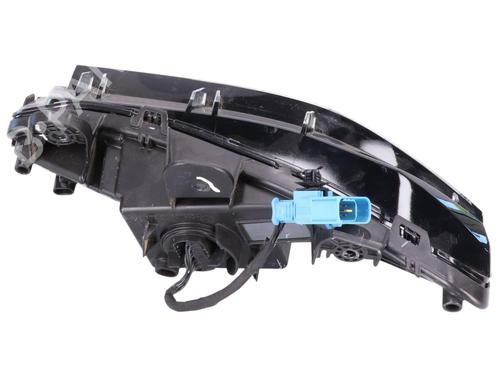 Used Rear bumper left light Rear bumper left light PEUGEOT 3008 II SUV (MC_, MR_, MJ_, M4_) 1.2 THP/ PureTech 130 (MRHNSM, MRHNSU, MRHNSJ, MRHNYW,... (131 hp) 36633824 36633824