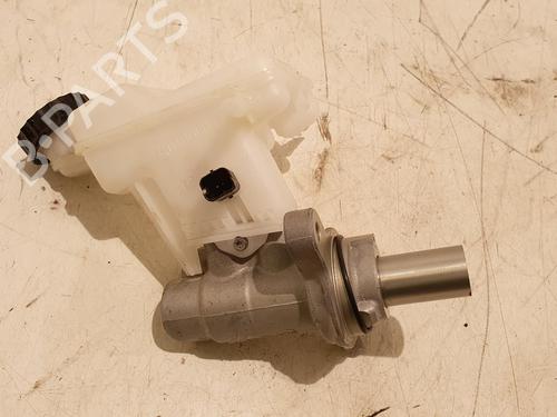 brake-master-cylinder-citroen-c5-aircross-a_-2018-36619171 main image