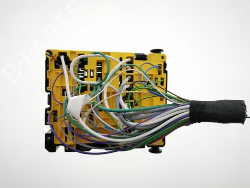 Used Fuse box Fuse box CITROËN C3 III (SX) 1.2 PureTech 82 (83 hp) 36619393 36619393
