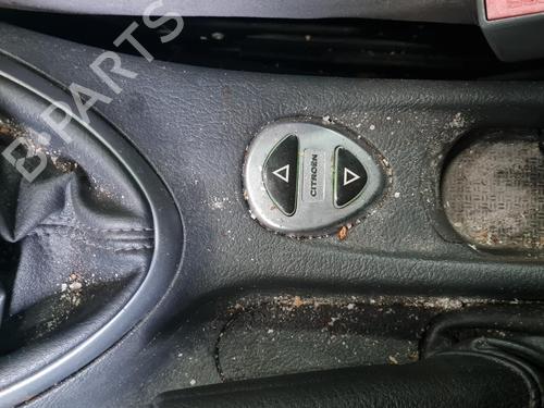 Right headlight CITROËN C5 I Break (DE_) 1.8 16V (DE6FZB, DE6FZE) | BP36638505C29 - Image 31