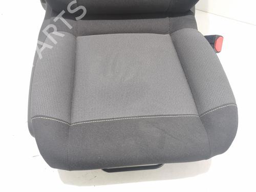 Right front seat CITROËN C3 III (SX) 1.2 THP 110 (SXHNPS, SXHNZT, SXHNZ6) | BP36622439C16 - Image 2