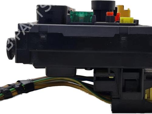 Used Fuse box Fuse box 36638965 36638965