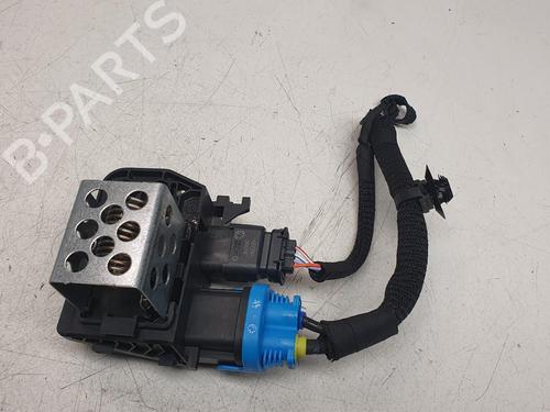 Used Electronic module Electronic module PEUGEOT 308 SW II (LC_, LJ_, LR_, LX_, L4_) 1.2 THP 130 (131 hp) 36620903 36620903