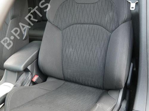 Headrest CITROËN C5 III Break (RW_) 1.6 HDi 110 | BP36610755I31 - Image 9