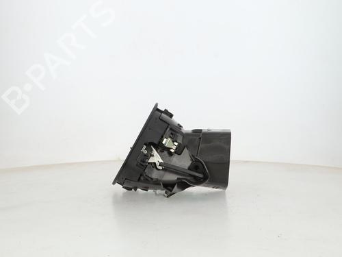 Midtkonsoll Midtkonsoll PEUGEOT 308 SW II (LC_, LJ_, LR_, LX_, L4_) 1.2 THP 130 (131 hp) 36638870 36638870