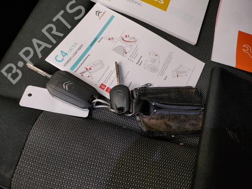 Antenna/Base CITROËN C4 CACTUS 1.2 THP 110 | BP36628562C140 - Image 33