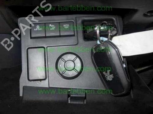 Headrest PEUGEOT 508 I (8D_) 2.0 HDi Hybrid4 AWC | BP36606616I31 - Image 9