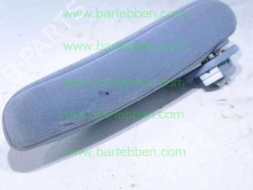 Used Armrest / Center console Armrest / Center console CITROËN C3 I (FC_, FN_) 1.4 HDi (68 hp) 36599796 36599796