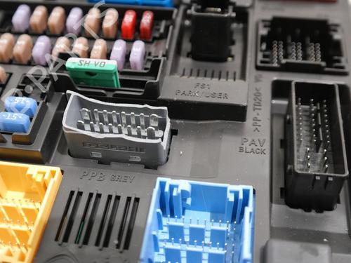 Used Control unit Control unit PEUGEOT 5008 II (MC_, MJ_, MR_, M4_) 1.2 THP (MRHNYH, MRHNYW, MRHNSJ, MRHNSU, MRHNSM) (131 hp) 36617803 36617803