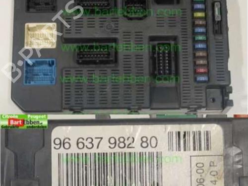 Used Fuse box Fuse box 36605307 36605307
