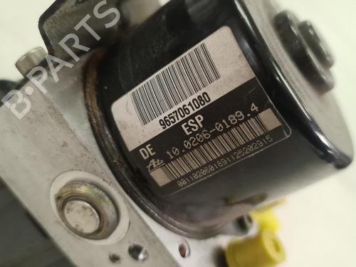Used ABS pump ABS pump CITROËN C5 II (RC_) 2.0 16V (RCRFJB, RCRFJC) (140 hp) 36625292 36625292
