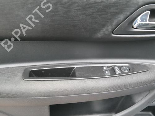 Middle console CITROËN C4 Coupe (LA_) 1.6 HDi | BP36611001I22 - Image 6