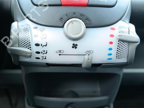Left front seat CITROËN C1 (PM_, PN_) 1.0 | BP36609332C15 - Image 32