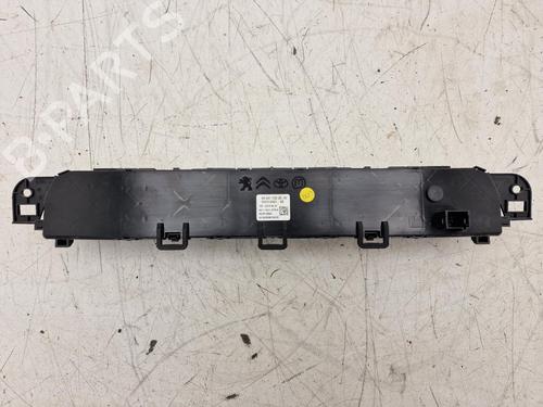 Used Climate control Climate control 38628711 38628711