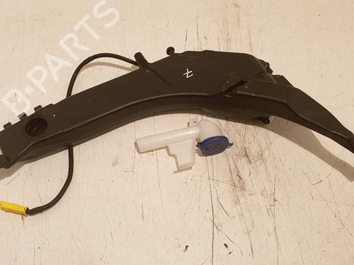 Used Windscreen washer tank Windscreen washer tank 36621892 36621892