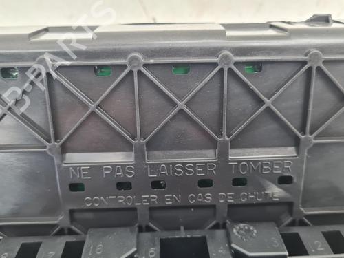 Fuse box CITROËN C5 I Break (DE_) 1.8 16V (DE6FZB, DE6FZE) | BP36638499E1  - Image 9