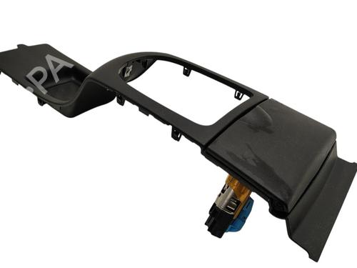 Used Middle console Middle console PEUGEOT 207 SW (WK_) 1.4 16V (95 hp) 36632678 36632678