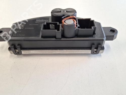 Used Heater resistor Heater resistor OPEL CORSA A Hatchback (S83) 1.0 (F08, M08, F68, M68) (45 hp) 36638921 36638921