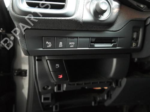 Switch CITROËN DS5 2.0 HDi 200 Hybrid4 All-wheel Drive | BP36618606I30 - Image 5