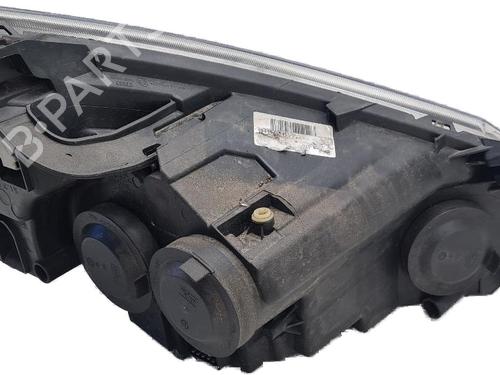 left-headlight-citroen-c5-iii-break-rw_-2008-2009-2010-2011-2012-2013-2014-2015-2016-2017-36639106 main image