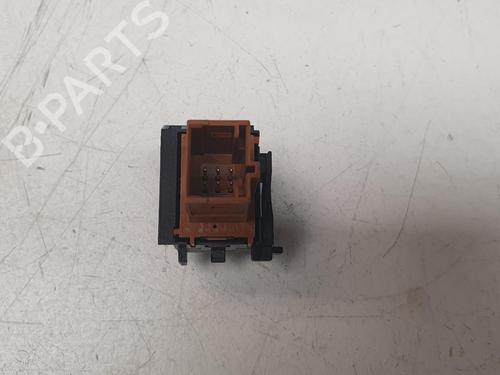 switch-ds-ds-7-crossback-j4_-jr_-jc_-2017-36620102 main image