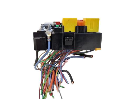 Fuse box DS DS 7 Crossback (J4_, JR_, JC_) 2.0 BlueHDi 180 (JJEHZR) | BP36636342E1 - Image 3