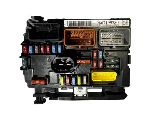 Fuse box CITROËN C3 II (SC_) 1.6 HDi | BP36629076E1 - Image 3