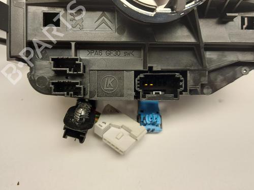 switch-citroen-c4-cactus-2014-36622693 main image