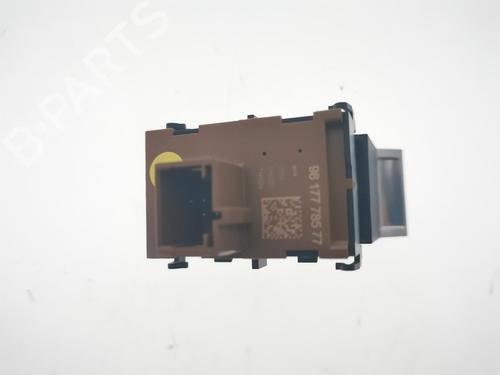 switch-ds-ds-7-crossback-j4_-jr_-jc_-2017-36619470 main image