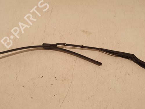 Used Front windshield wiper arm Front windshield wiper arm 36619950 36619950