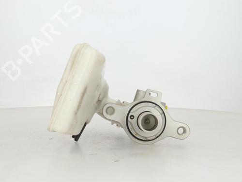 Used Brake master cylinder Brake master cylinder PEUGEOT 208 II (UB_, UP_, UW_, UJ_) 1.2 PureTech 75 (75 hp) 40485073 40485073