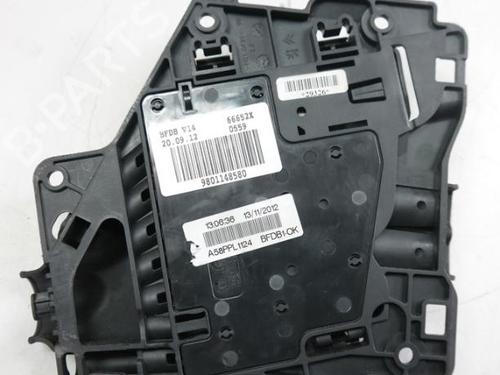 fuse-box-citroen-c3-picasso-sh_-2008-36620340 main image