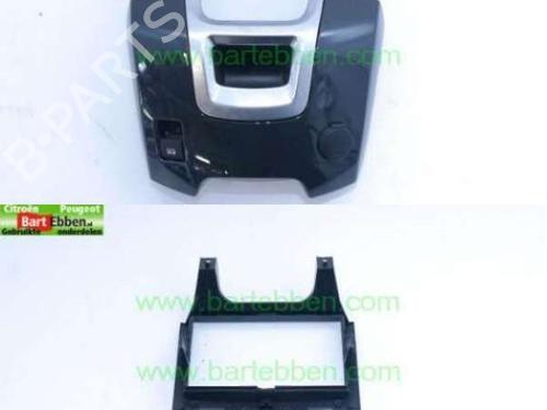 Used Middle console Middle console PEUGEOT 5008 (0U_, 0E_) 2.0 HDi 150 / BlueHDi 150 (150 hp) 36613884 36613884