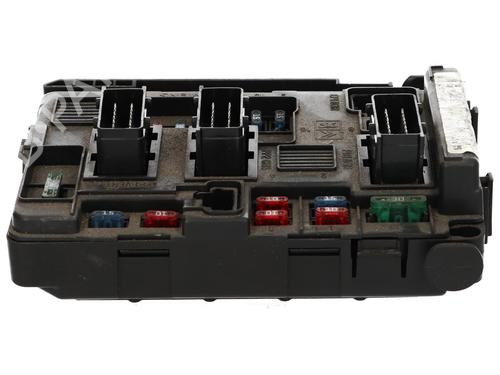 Fuse box CITROËN C5 I Break (DE_) 2.0 16V (DERFNF, DERFNC, RERFNC) | BP36636679E1 - Image 3