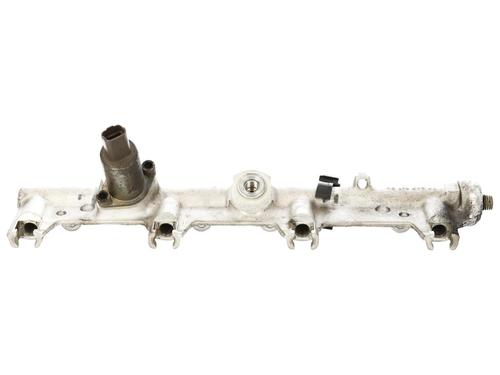 Injection rail CITROËN C5 I Break (DE_) 2.0 16V HPi (DERLZB) | BP36636976M98 - Image 2