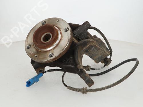 Used Left front steering knuckle Left front steering knuckle CITROËN C3 III (SX) 1.2 PureTech 82 (83 hp) 40455775 40455775