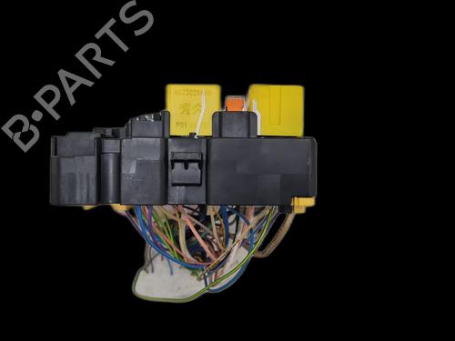 Fuse box PEUGEOT 2008 I (CU_) 1.2 VTi | BP36637436E1 - Image 2