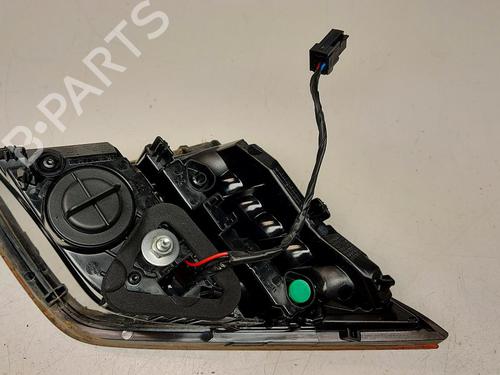 right-tailgate-light-peugeot-rifter-2018-36621896 main image