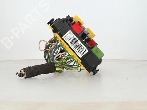 Fuse box PEUGEOT 2008 I (CU_) 1.2 PureTech 82 | BP36635473E1 - Image 3