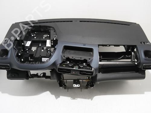 dashboard-peugeot-rifter-2018-36618489 main image