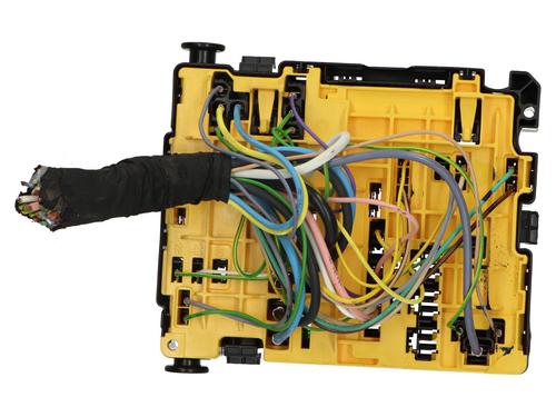 Fuse box PEUGEOT 2008 I (CU_) 1.2 THP 130 / PureTech 130 | BP36625176E1 - Image 6